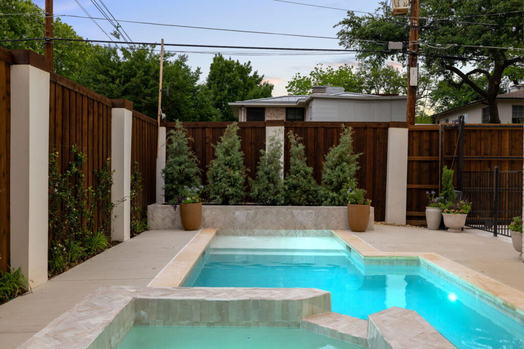 113-web-or-mls-4423_San_Carlos_Dr_Dallas-109