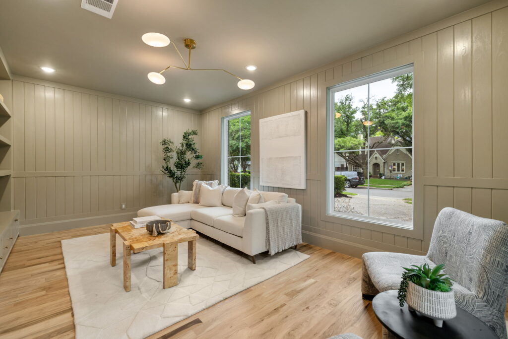 6 Living Room 2